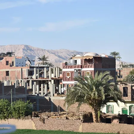 Nanis Guest House Nile View Luxor Exterior photo