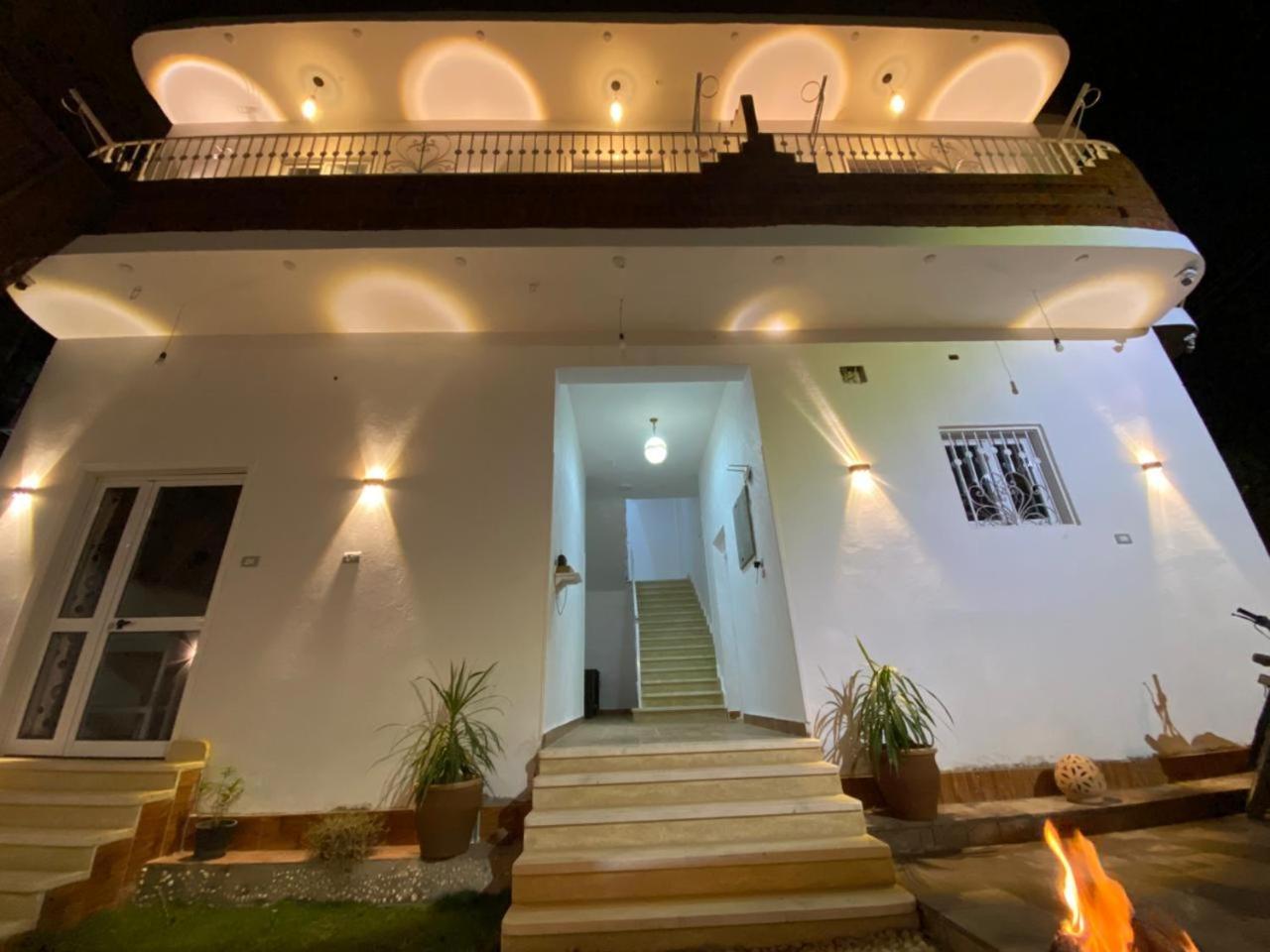 Nanis Nile View Apartment Luxor