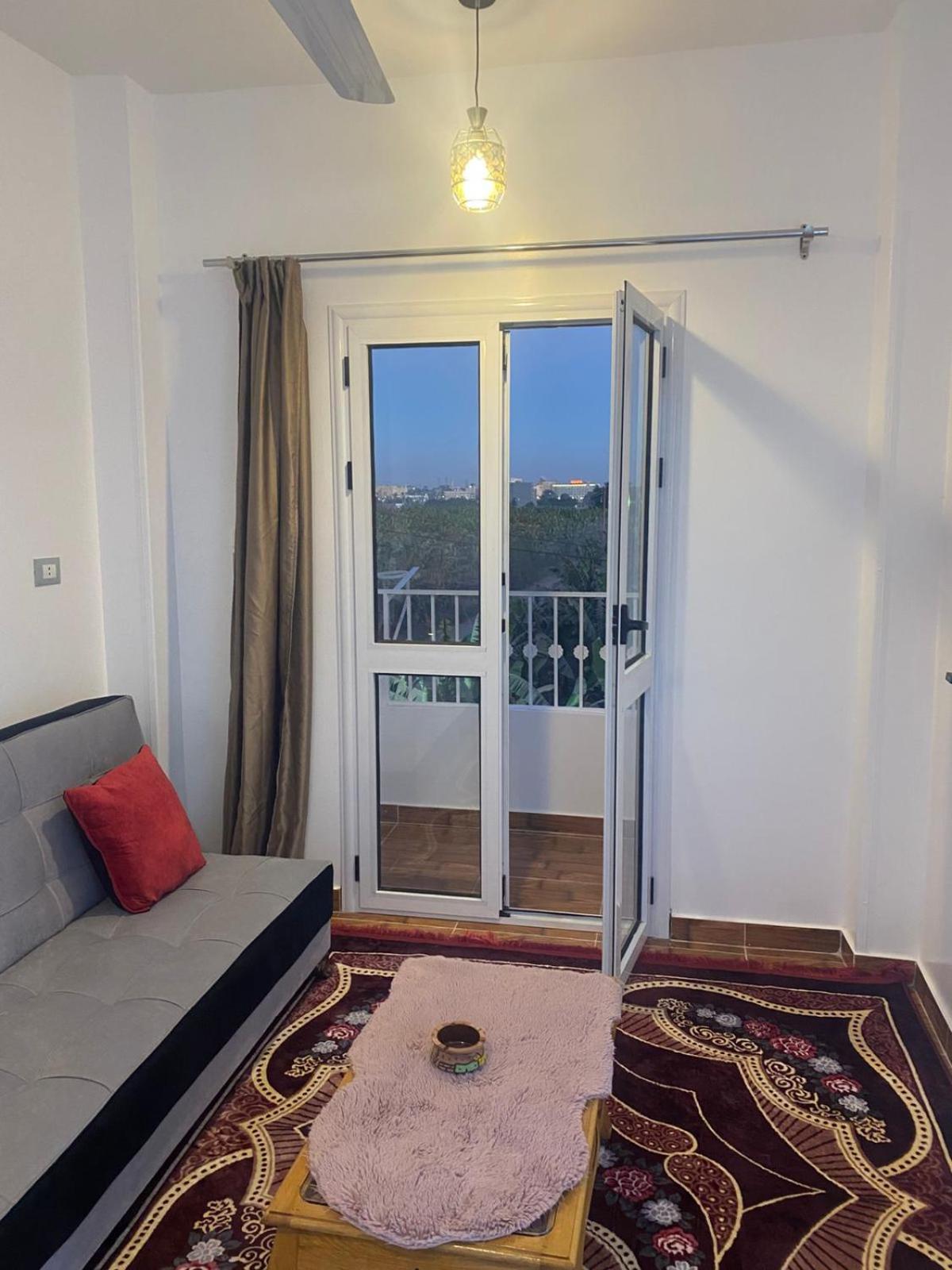 Apartment Nanis Nile View *
